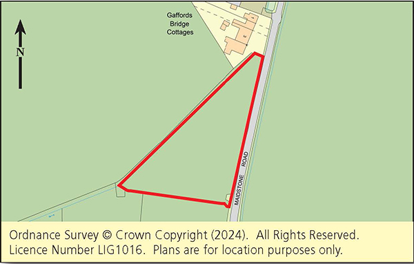 Lot: 75 - OVER ONE ACRE OF LAND WITH POTENTIAL -